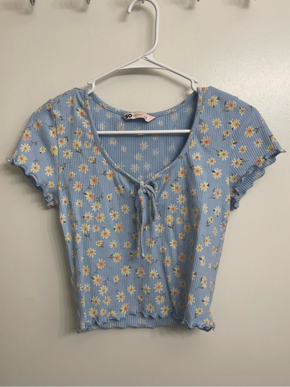 SO Light Blue Daisy Tie-Front Ribbed Crop Top